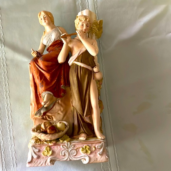 Beautiful vintage From the fifth centuryKalk